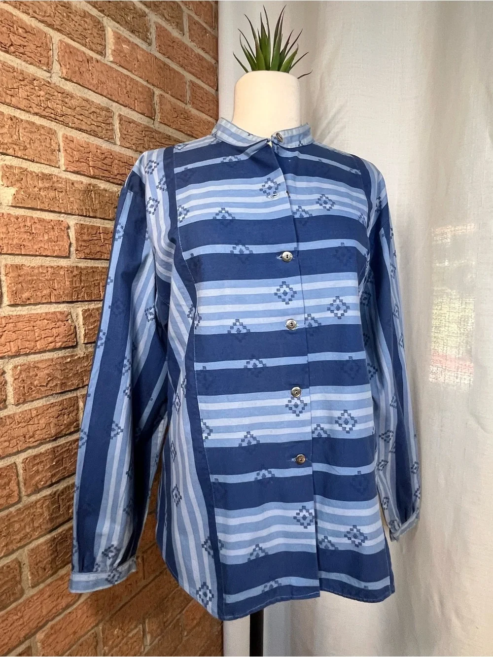 Vintage Cowgirls Rodeo Association Blue Western Stripe Cotton Button Shirt L